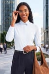 Kadın Slim Fit Dar Kesim Vucüda Oturan Uzun Kollu Gizli Düğme Detaylı Mavi Basic Gömlek