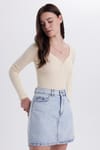 Kadın Slim Fit Dar Kesim Pamuklu V Yaka Taş Bluz
