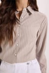 Kadın Slim Fit Dar Kesim Uzun Kollu Çizgili Bej Gömlek