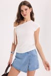 Kadın Slim Fit Dar Kesim Kısa Kollu Kayık Yaka Ekru Bluz