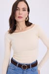 Kadın Slim Fit Dar Kesim Pamuklu Modal Kumaş Uzun Kollu Kayık Yaka Bej Bluz