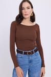 Kadın Slim Fit Dar Kesim Pamuklu Modal Kumaş Uzun Kollu Kayık Yaka Koyu Kahve Bluz