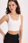 Kadın Slim Fit Dar Kesim Bisiklet Yaka Kalın Askılı Esnek Ekru Spor Atlet