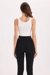 Kadın Slim Fit Dar Kesim Bisiklet Yaka Kalın Askılı Esnek Ekru Spor Atlet