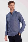 Erkek Slim Fit Dar Kesim Uzun Kollu Pamuklu Oxford Doku Lacivert Düğmeli Yaka Gömlek