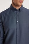 Erkek Slim Fit Dar Kesim Uzun Kollu Pamuklu Oxford Doku Kolay Ütülenebilir Mavi Düğmeli Yaka Gömlek