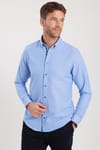 Erkek Slim Fit Dar Kesim Uzun Kollu Pamuklu Oxford Doku Kolay Ütülenebilir Mavi Düğmeli Yaka Gömlek