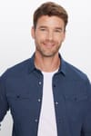 Erkek Slim Fit Dar Kesim Çift Cepli Denim Lacivert Gömlek