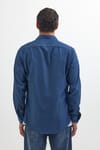 Slim Fit Uzun Kollu Spor Yaka Yıkamalı Çift Cepli Armürlü Denim Kot İndigo Erkek Gömlek
