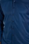 Slim Fit Kolay Ütülenebilir Ter Konforu Sağlayan Kravatlık Yaka Dört Mevsim Lacivert Erkek Gömlek