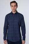 Slim Fit Düğmeli Yaka Kareli Pamuklu Kolay Ütü Erkek Gömlek