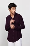 Slim Fit Dar Kesim Uzun Kol Dökümlü Viskon Şık Mürdüm Erkek Gömlek