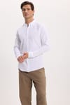 Erkek Slim Fit Dar Kesim %100 Pamuk Keten Doku Düğmeli Yaka Beyaz Gömlek
