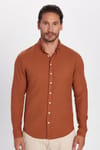 Erkek Slim Fit Dar Kesim Uzun Kollu %100 Pamuk Keten Doku Düğmeli Yaka Kiremit Renk Gömlek