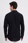 Erkek Slim Fit Dar Kesim Uzun Kollu %100 Pamuk Keten Doku Hakim Yaka Siyah Gömlek
