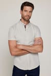 Slim Fit Kısa Kol Düğmeli Yaka Poplin Oxford Erkek Krem Gömlek