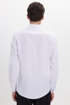 Erkek Slim Fit Dar Kesim Uzun Kollu %100 Pamuk Keten Doku Apoletli Beyaz Gömlek