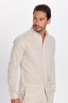 Slim Fit Dar Kesim Keten Efekt Premium Seri Düğmeli Yaka Düz Erkek Gömlek