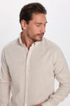 Slim Fit Dar Kesim Keten Efekt Premium Seri Düğmeli Yaka Düz Erkek Gömlek