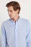 Erkek Slim Fit Dar Kesim Uzun Kollu Keten Premium Seri Düğmeli Yaka Spor Açık Mavi Gömlek