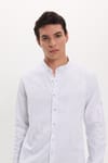 Erkek Slim Fit Dar Kesim Uzun Kollu %100 Pamuk Keten Doku Çizgili Hakim Yaka Gömlek