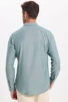 Erkek Slim Fit Dar Kesim Uzun Kollu Pamuklu Oxford Doku Kolay Ütülenebilir Yeşil Düğmeli Yaka Gömlek