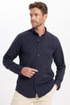 Erkek Slim Fit Dar Kesim Uzun Kollu Pamuklu Oxford Doku Kolay Ütülenebilir Lacivert Düğmeli Yaka Gömlek