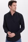 Erkek Slim Fit Dar Kesim Uzun Kollu Pamuklu Oxford Doku Kolay Ütü Siyah Düğmeli Yaka Gömlek