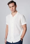 Slim Fit Dar Kesim Kısa Kol Nefes Alan Örme Doku Kare Desenli Apaj Yaka Yazlık Beyaz Erkek Gömlek