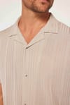 Slim Fit Kısa Kollu Dar Kesim Apaş Yaka Örme Kumaş Bej Gömlek