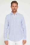 Erkek Slim Fit Dar Kesim Kısa Kollu %100 Pamuk Keten Doku Düğmeli Yaka Gömlek