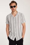 Erkek Slim Fit Dar Kesim Pamuklu Rahat Kullanım Çizgili Kısa Kollu Apaş Yaka Gömlek