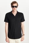 Slim Fit Kısa Kol Örme Kumaş Apaş Yaka Rahat Armürlü Doku Siyah Erkek Gömlek