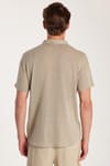 Erkek Slim Fit Örme Kumaş Apaş Yaka Rahat Kullanım Kısa Kol Bej Gömlek