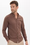 Erkek Slim Fit Dar Kesim Düz Oxford Armalı Düğmeli Yaka Kahverengi Spor Gömlek