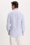 Erkek Slim Fit Dar Kesim %100 Pamuk Düğmeli Yaka Çizgili Uzun Kollu Cepli Keten Efektli Lacivert Gömlek