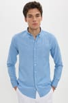 Erkek Slim Fit Dar Kesim %100 Pamuk Düğmeli Yaka Flam Keten Mavi Gömlek