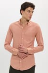 Erkek Slim Fit Dar Kesim %100 Pamuk Düğmeli Yaka Flam Keten Turuncu Gömlek
