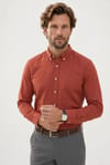 Erkek Slim Fit Dar Kesim %100 Pamuk Düğmeli Yaka Flam Keten Turuncu Gömlek