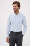 Erkek Slim Fit Dar Kesim Uzun Kollu %100 Pamuk Keten Efektli Düğmeli Yaka Rahat Gömlek