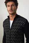 Erkek Slim Fit Dar Kesim Yarım Balıkçı Yaka Fermuarlı Önü Desenli Hırka
