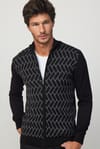 Erkek Slim Fit Dar Kesim Yarım Balıkçı Yaka Fermuarlı Önü Desenli Hırka