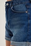 KADIN PAÇA KATLAMALI SHORT 8013