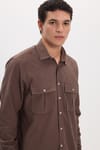 Erkek Regular Fit Klasik Kesim Oversize %100 Pamuk Keten Doku Çift Cep Kahverengi Gömlek