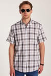 Erkek Regular Fit Klasik Kesim %100 Pamuk Keten Doku Tek Cepli Kareli Kısa Kollu Düğmeli Yaka Gömlek