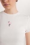 Kadın Slim Fit Dar Kesim %100 Pamuk Bisiklet Yaka Baskılı Beyaz Crop Tişört