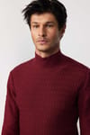 Slim Fit Dar Kesim Yarım Balıkçı Yaka Desenli Tüylenmeyen Bordo Erkek Triko Kazak