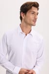 Modern Slim Fit Uzun Kollu Pamuklu Kolay Ütü Armürlü Erkek Beyaz Gömlek
