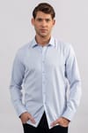 Modern Slim Fit Kendinden Desenli Düz Beyaz Gömlek