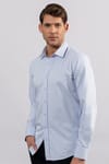 Modern Slim Fit Kendinden Desenli Düz Beyaz Gömlek